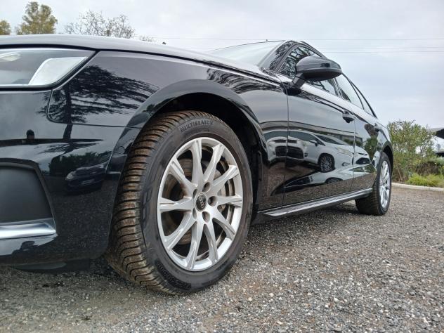 Audi A4 Avant 40 TDI quattro S tronic Business - Foto 9