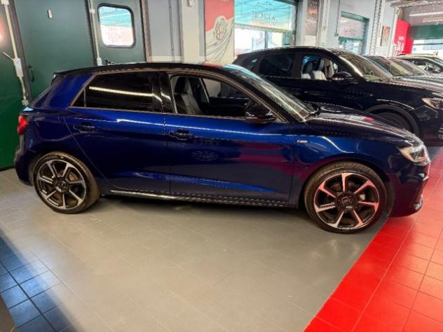 AUDI A1 SPB 30 TFSI S tronic Identity Black rif. 23431426 - Foto 2