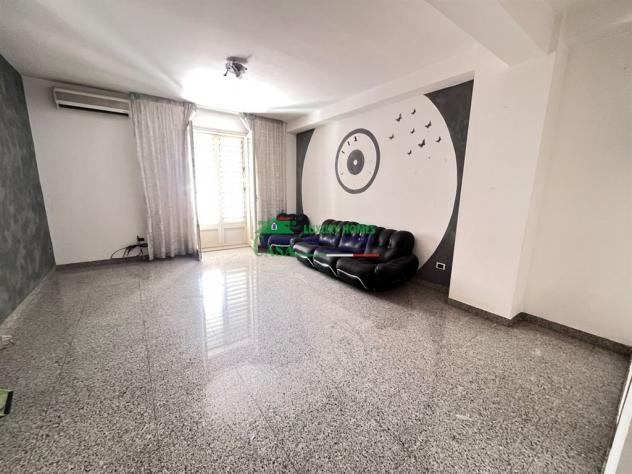 Rif: 2742 - Ampio appartamento di 150 mq con balconi perimetrali e posto auto in garage – Comiso