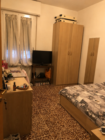 Stanza in appartamento in affitto a Bologna
