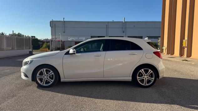 MERCEDES-BENZ A 200 CDI 136CV - 2014 - Foto 7