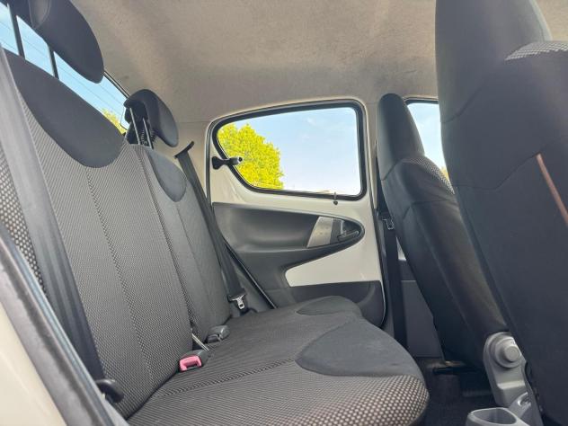 TOYOTA - Aygo - 12V VVT-i 5 porte Deep Ocean Connect - NEOPATENTATI - FINANZIABILE - Foto 7
