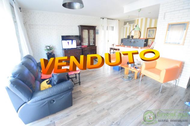 APPARTAMENTO di 3 vani e di 100 mq (ORNAGO) rif. IGC 3 LOCALI. ORNAGO