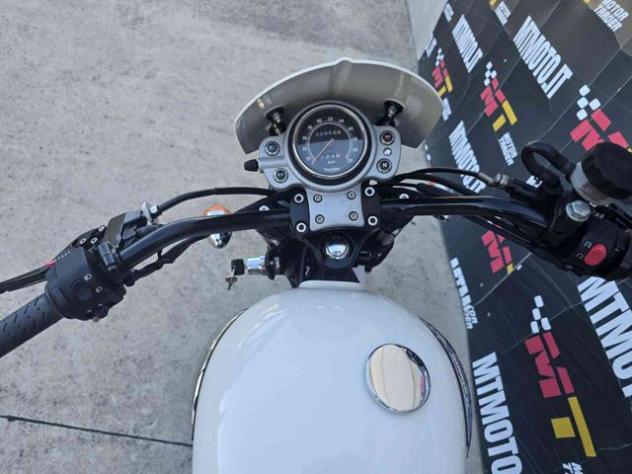 TRIUMPH Scrambler Carburatori Video 360 rif. 23890595 - Foto 9