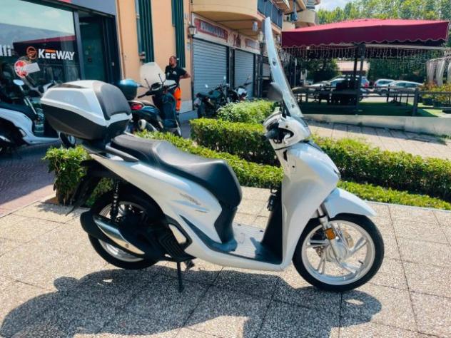 HONDA SH 150 TUTTO INCLUSO ANCHE PASSAGGIO! MINI RATE rif. 23992871 - Foto 10