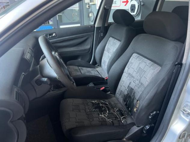 VOLKSWAGEN Passat 1.9 TDI/115 CV cat Variant T.line rif. 23883926 - Foto 8