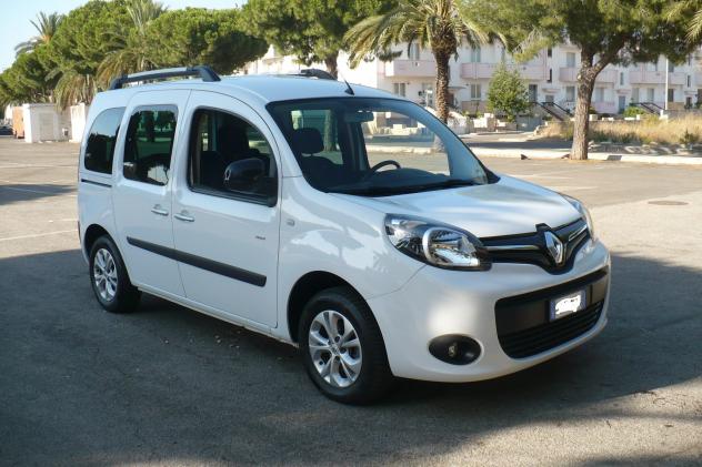 Renault Kangoo Blue dCi 8V 95 CV 5 porte Limited2 - Foto 10
