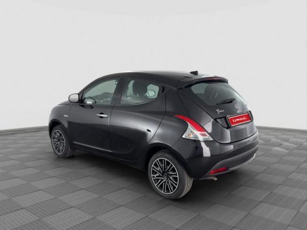 LANCIA Ypsilon Ypsilon 1.0 FireFly 5 porte S&S Hybrid Silver rif. 23696763 - Foto 3