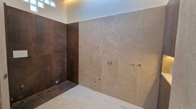 NUOVA COSTRUZIONE: SOLUZIONE INDIPENDENTE CON GIARDINO ESCLUSIVO – CORSO UMBERTO - Foto 10