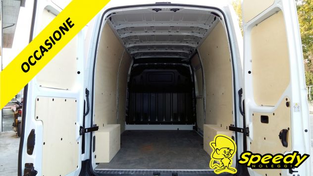 Noleggio Furgone Autocarro trasporto cose Renault Master L3 - Foto 5