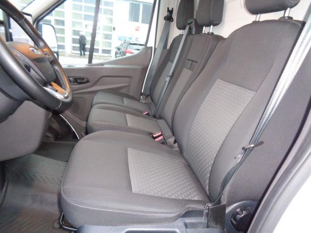 Ford E-Transit E-Transit 350 Batteria 68kWh 184CV L3H2 Furgone Trend + IVA - Foto 9