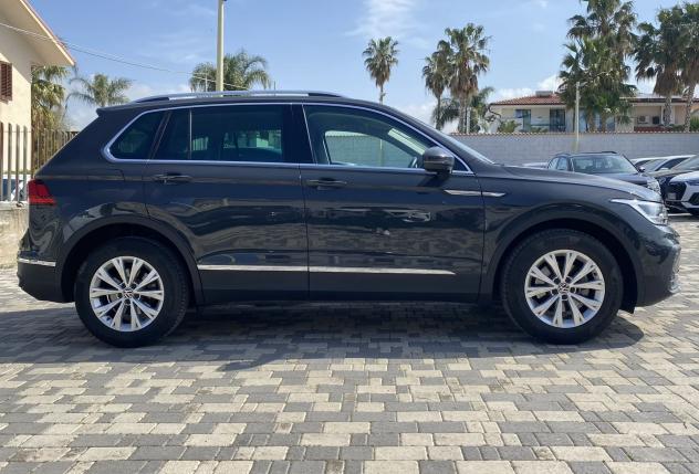 Volkswagen Tiguan Life 2.0 TDI 122 CV - Foto 7