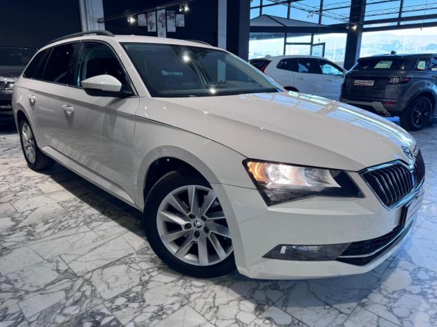 Skoda Superb 2.0 TDI 150 CV SCR DSG Wagon SportLine - Foto 8