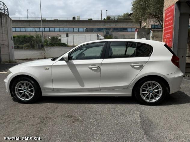Bmw 118d Futura 143cv. - Foto 4