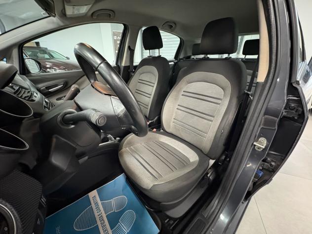 Fiat Punto Evo 1.4 5 porte Dynamic GPL - Foto 10