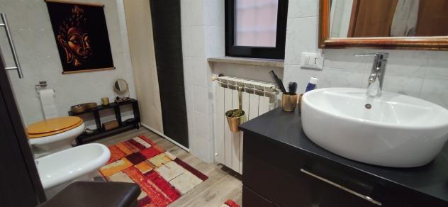 Appartamento con terrazza finemente ristrutturato - Foto 16