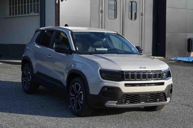 JEEP Avenger 1.2 Turbo 100 CV Summit rif. 23460354 - Foto 3