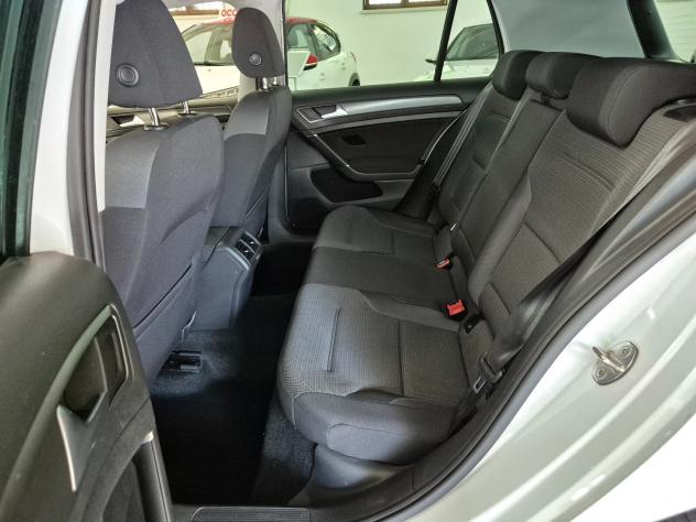 Volkswagen Golf 1.0 TSI 110 CV DSG 5p. Business ** tagliandi ** - Foto 8