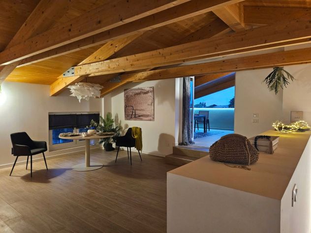 Attico moderno in classe A4 con Terrazza vivibile e Riscaldata