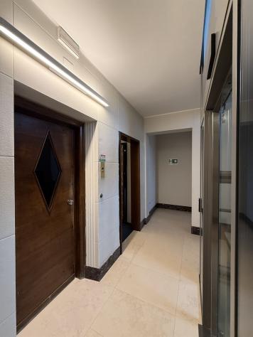 UFFICIO DI RAPPRESENTANZA - ARCO DELLA PACE - Foto 2