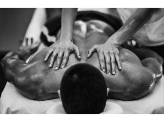 Massaggi - benessere Fiumicino - Massaggiatore Fiumicino Relax Tel:3286228777