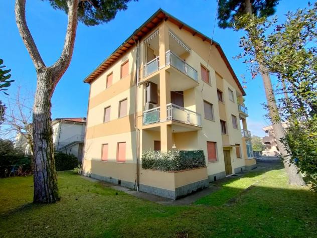 Appartamento in affitto a Marina di Massa - Massa 90 mq Rif: 1256972