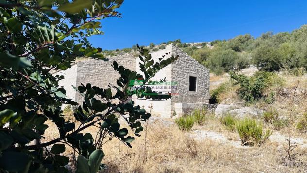 Rif. 9789 - Rustico nella campagna Ragusana