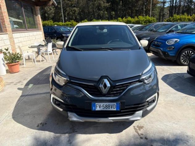 RENAULT Captur dCi 8V 90 CV EDC Sport Edition rif. 23482103 - Foto 2
