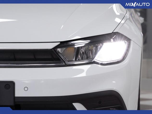 Volkswagen Polo 1.0 TSI Life 95CV DSG - Foto 10