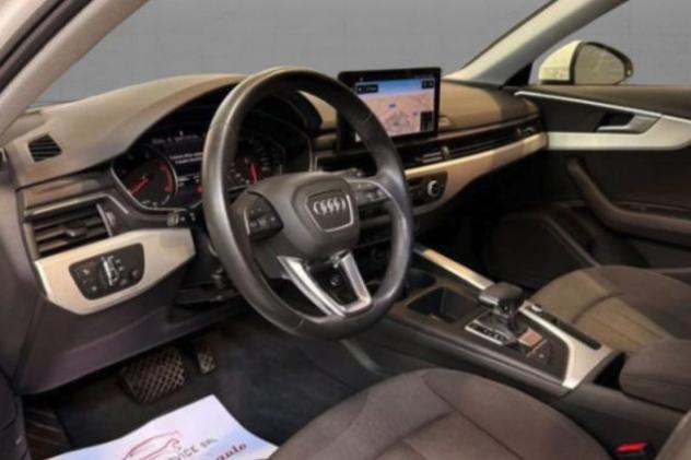 AUDI A4 Avant 30 TDI/136 CV S tronic rif. 24048819 - Foto 5