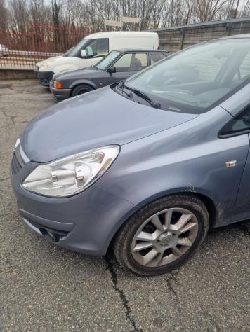 Opel Corsa 1.2 5 porte Easytronic Club - Foto 3