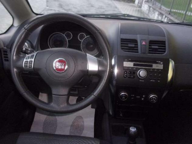FIAT Sedici 1.6 16v Emotion 4x4 120cv-UNICO PROPRIETARIO rif. 24204029 - Foto 9
