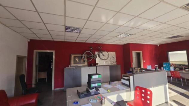 Immobile in asta di 1324 m² in vendita a Castelgomberto - Foto 2