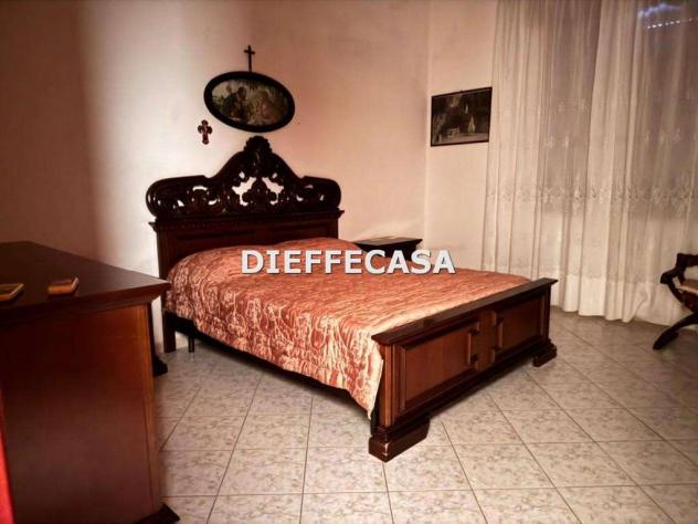V2550 - In vendita casa in periferia - Foto 11