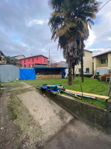 Leggiuno - casa semindipendente con giardino - Foto 5