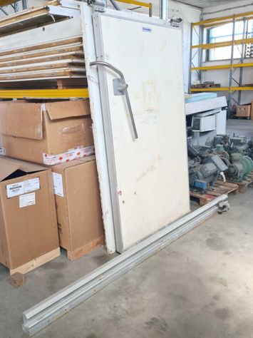 porta per celle con rotaia di scorrimento usata