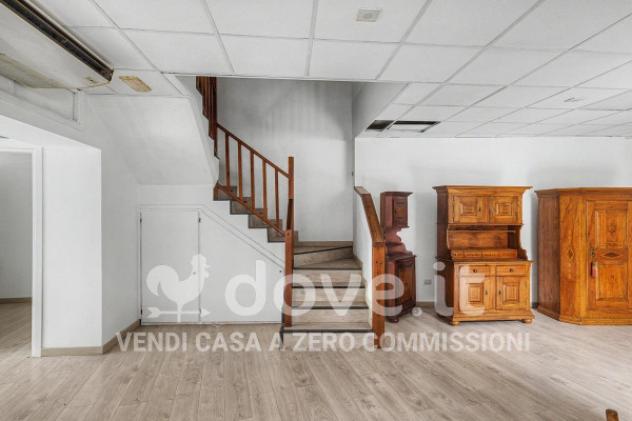Casa indipendente di 200 m² con 5 locali in vendita a Luino - Foto 17
