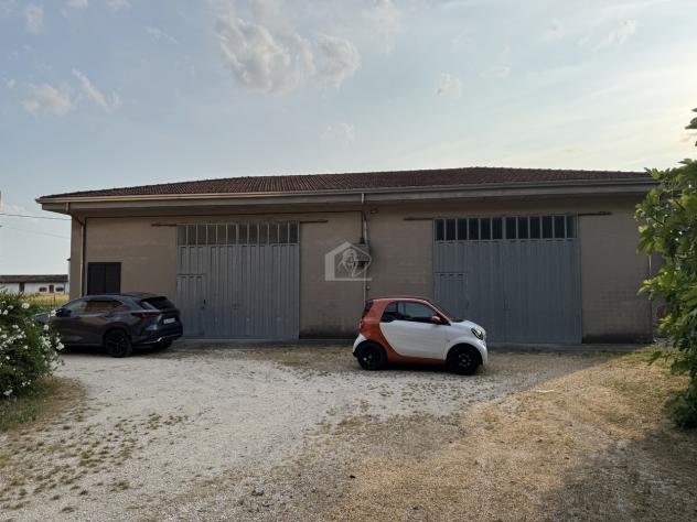 Suzzara vendesi casa indipendente 6 vani 260 Mq - Foto 3