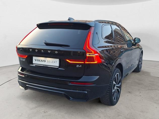 Volvo XC60 B4 197+14 CV Automatico Mild Hybrid Diesel Plus Dark - Foto 2