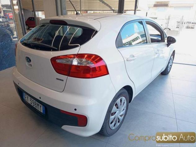 KIA Rio 1.1 CRDi 5p. Cool rif. 24035835 - Foto 10