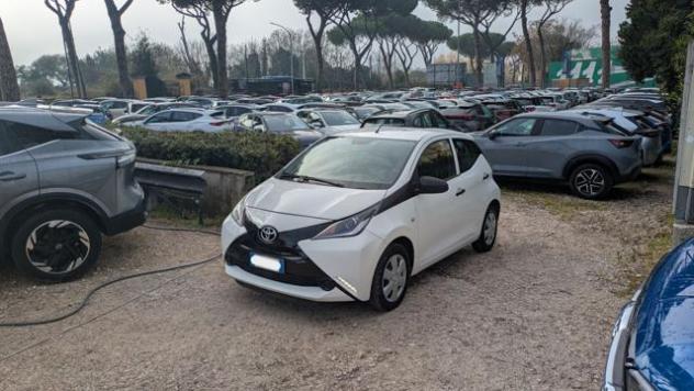 TOYOTA Aygo Aygo 1.0 VVT-i 69 CV 5 porte x-play rif. 23144372