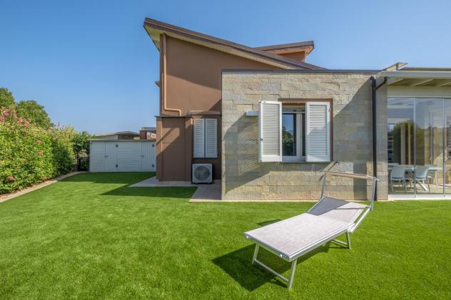 Viareggina in vendita a Oltrarno - Calcinaia 150 mq Rif: 1428853