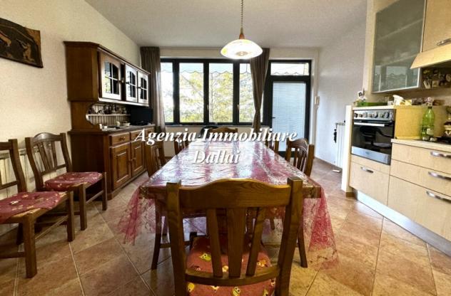 Scarperia - Villetta bifamiliare con garage e giardino