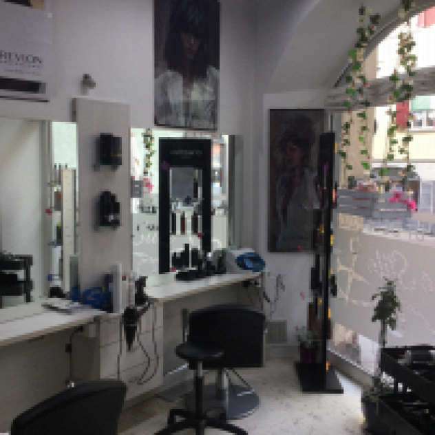 Centro di Bellezza Classe e Stile - Parrucchiera Unisex - Foto 3
