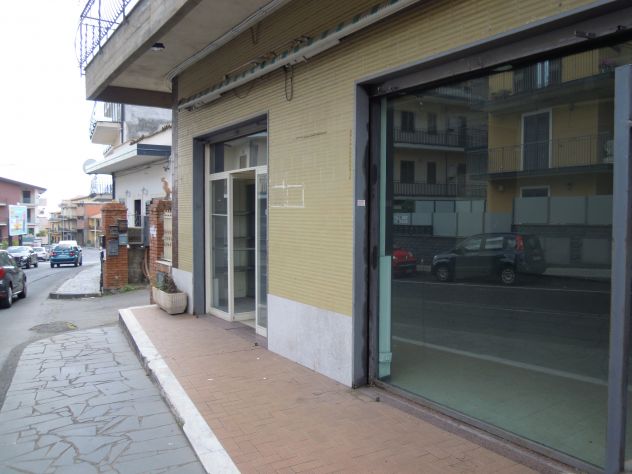 CODICE 7270 BOTTEGA 80 MQ CON DUE PUNTI LUCE A BELPASSO - Foto 3