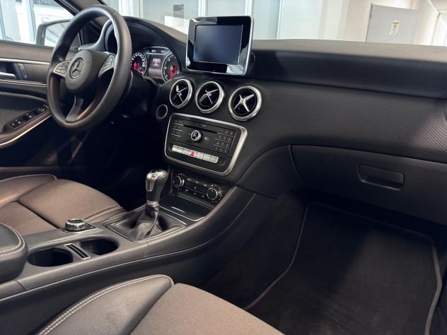 Mercedes-Benz Classe A A 180 d Business - Foto 9