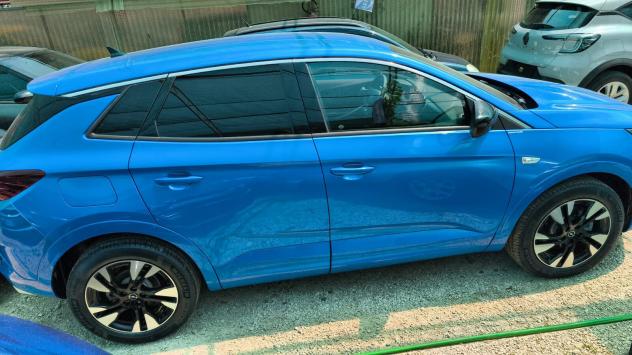 Opel Grandland 1.5 DIESEL ECOTEC CAMBIO AUTOMATICO 2023 KM0 - Foto 10
