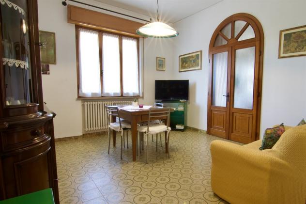 RONCO ALL'ADIGE – CASA INDIPENDENTE DI 320 MQ DIVISIBILE IN 2 ABITAZIONI CON 600 MQ DI GIARDINO - Foto 3