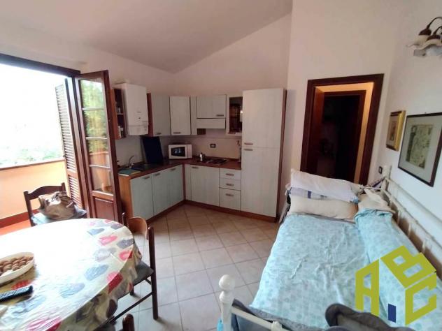 Pomaia - Rif. R1485.In campagna, a 1 km c.ca dal centro abitato di Pomaia e adiacente l'istituto Lama Tzong Khapa. Due appartamenti, con possibilità d - Foto 8