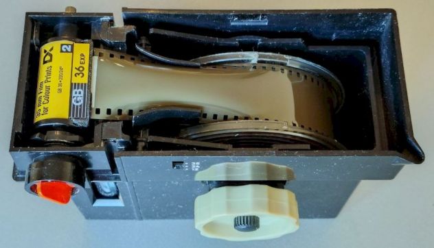 TANK per sviluppo IN LUCE DIURNA film bianco e nero AGFA RONDINAX 35U - Foto 4